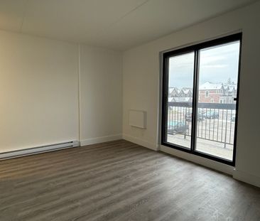 For Lease - 601 Dundas Street Unit# 209, Whitby, Ontario - Photo 3