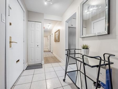 For Lease - 2411 New Street Unit# 205, Burlington, Ontario - Photo 2