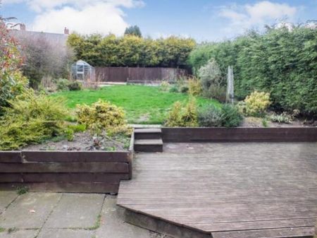 58 Snape Hill Crescent, S18 - Photo 2