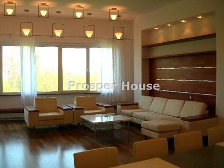 Warszawa, Śródmieście, Solec, Czerniakowska - Zdjęcie 2