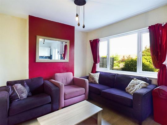 4 bedroom terraced house to rent - Photo 1