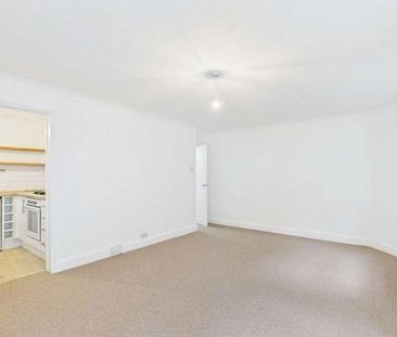 Regency Square, Brighton, BN1 - Photo 3
