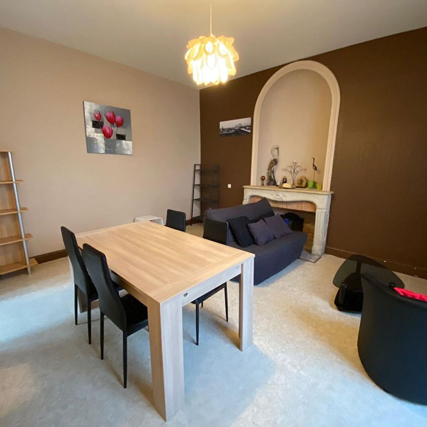 Studio Poitiers- Saint Denis – 30.01 m² - Photo 1