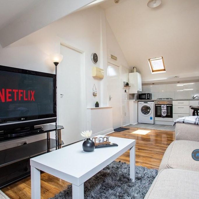 2 bedroom flat to rent - Photo 1