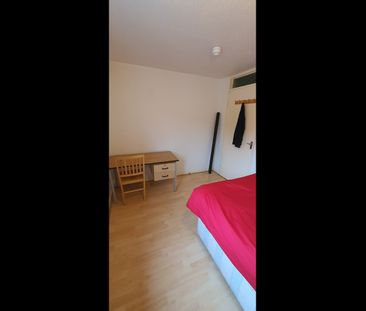Room in a Shared House, London, SE17 - Photo 4