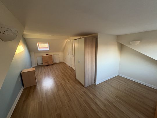 2 bed Apartment - To Let - Photo 1