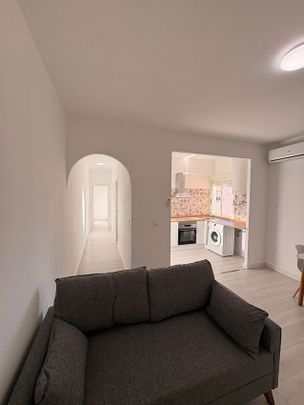 Alquiler de piso en Calle Mar Báltico - Photo 1