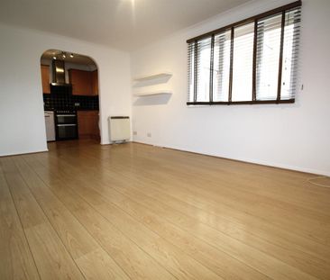 2 Bedroom Flat - Purpose Built To Let - Photo 5