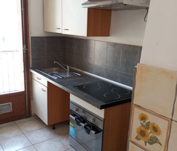 Appartement 4 pièces 70m2 MARSEILLE 13EME 840 euros - Photo 5