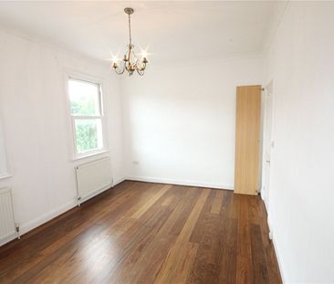 Woodlands Road, Enfield, Middlesex - Photo 4