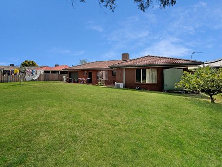 Cozy Home in East Dubbo - Photo 4