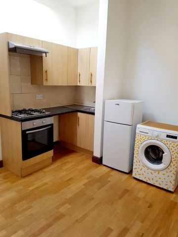 1 Bed Flat, London, E2 - Photo 4