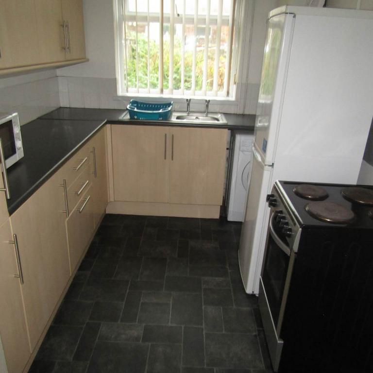 3 bedroom house to rent - Photo 1