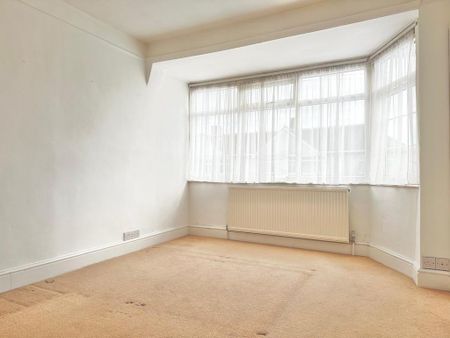 4 bedroom flat to rent - Photo 4