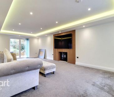 4 bedroom detached house to rent - Photo 1