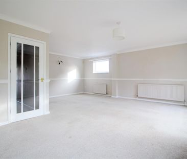 4 Bedroom House to let - Photo 6