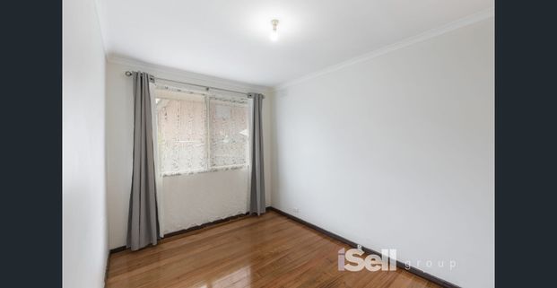 Quality Unit in a Central and Convenient Location - Photo 1