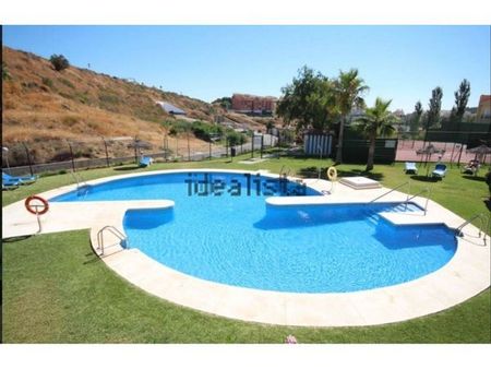 Alquiler de chalet adosado en Calle Tramontana - Photo 5