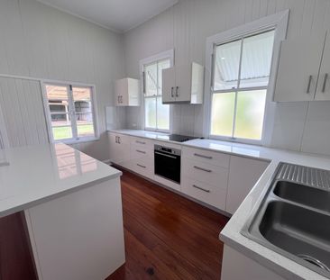 Charming Queenslander in the Heart of Yungaburra - Photo 4
