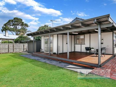 THIS IS THE ONE! - Photo 4