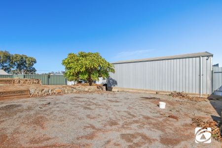 190 Ryan Street - Photo 5