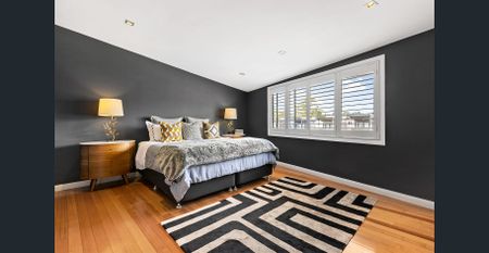 6 Month Lease ONLY - Expansive 2 Storey home with lock up garage close to Rozelle Parklands and Light rail - - Photo 3