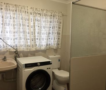 3-bedroom shared granny flat, Kopurlo Ave - Photo 4