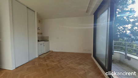 Studio lumineux de 22,83 m² avec balcon et parking – Sceaux - Photo 4