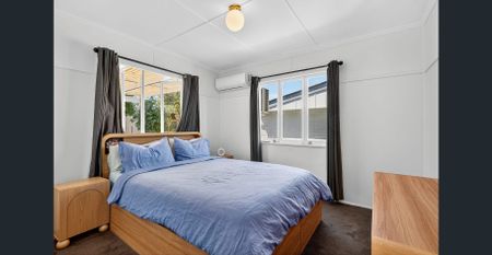 Family Friendly Home for Rent — 19 Peter Street, Strathpine QLD 4500 - Photo 2