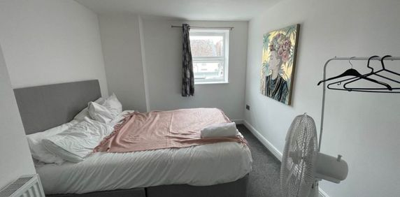 Weston-super-Mare, North Somerset - Photo 2