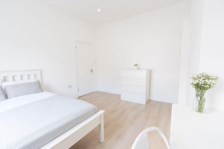 5 bedroom house to rent - Photo 2