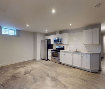 For Lease - 187 Jane Street Unit# B2, Toronto, Ontario - Photo 2