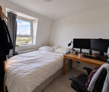 3 Bed Maisonette, New Cross Road, SE14 - Photo 3