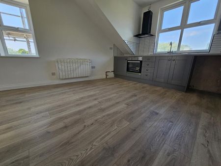 1 bedroom flat to rent - Photo 2