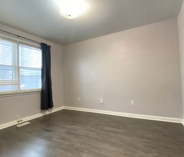 For Lease - 157 Sussex Avenue, Richmond Hill, Ontario - Photo 5