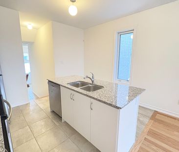 For Lease - 62 Bannister Road Unit# main, Barrie, Ontario - Photo 5