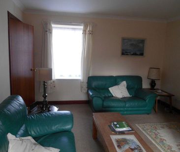 2 bedroom bungalow to rent - Photo 1