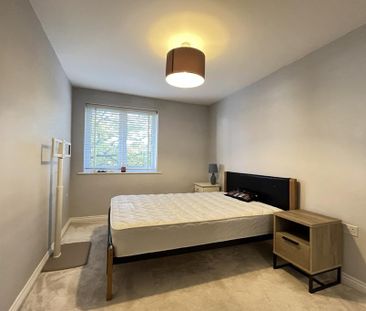 2 bedroom flat to rent - Photo 2