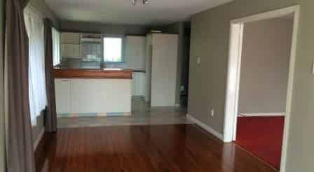 West Is Best - Photo 2