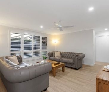 For Lease: Spacious & Well-Presented Family Home in Sought-After Pa... - Photo 2