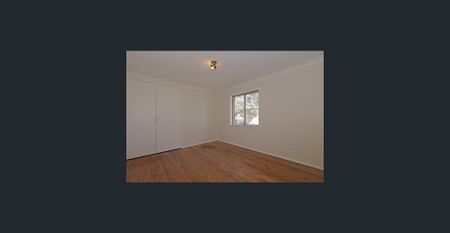 Spacious Unit In The Heart Of Town - Photo 3
