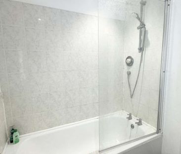 6 bed HMO working professionals in Winchester Room 2 - Photo 4