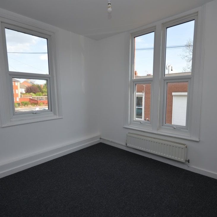 2 bedroom house - Photo 1