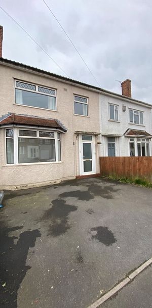 3 Bed Terraced House, Kennard Road, BS15 - Photo 1