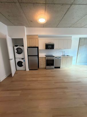 36 Robinson Ave, Ottawa, ON - Photo 1