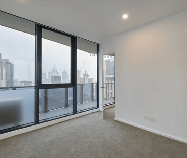 1 Bedroom, 1 Bathroom Apartment with Great Views and a Study - Photo 4