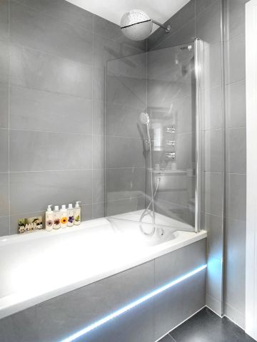 1 Bed, Apartment - Photo 4