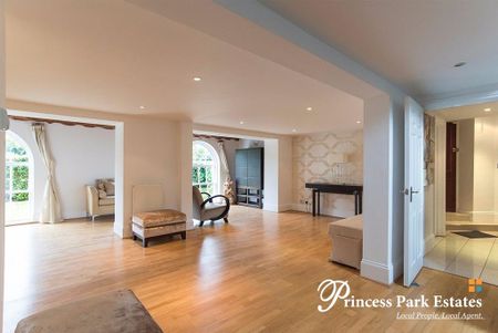 2 bedroom apartment to rent - Photo 4