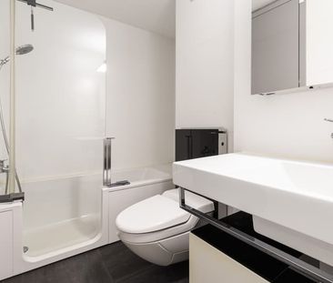 Helle 4.5-Zimmer-Wohnung mit Balkon in Adliswil – sofort verfügbar! - Foto 3