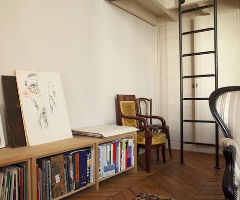 MEUBLé - Versailles Saint Louis - Place de la Cathédrale 4 pièces 3 Chambres - Photo 1